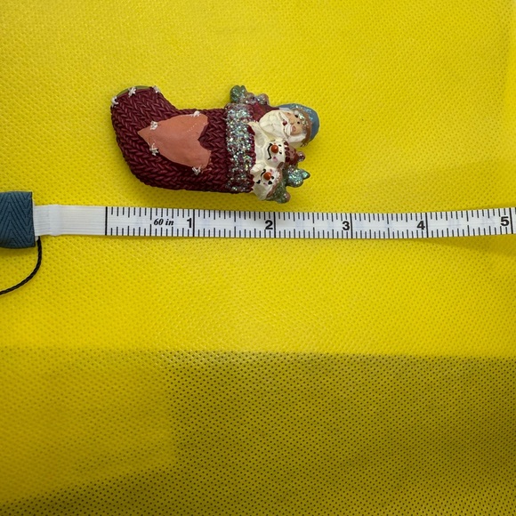 Vintage Collectible Plaster Resin Hand Decorated Christmas Stocking Brooch - Picture 7 of 7